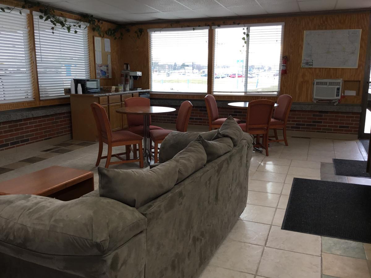 Budget Inn Motel Storm Lake Экстерьер фото